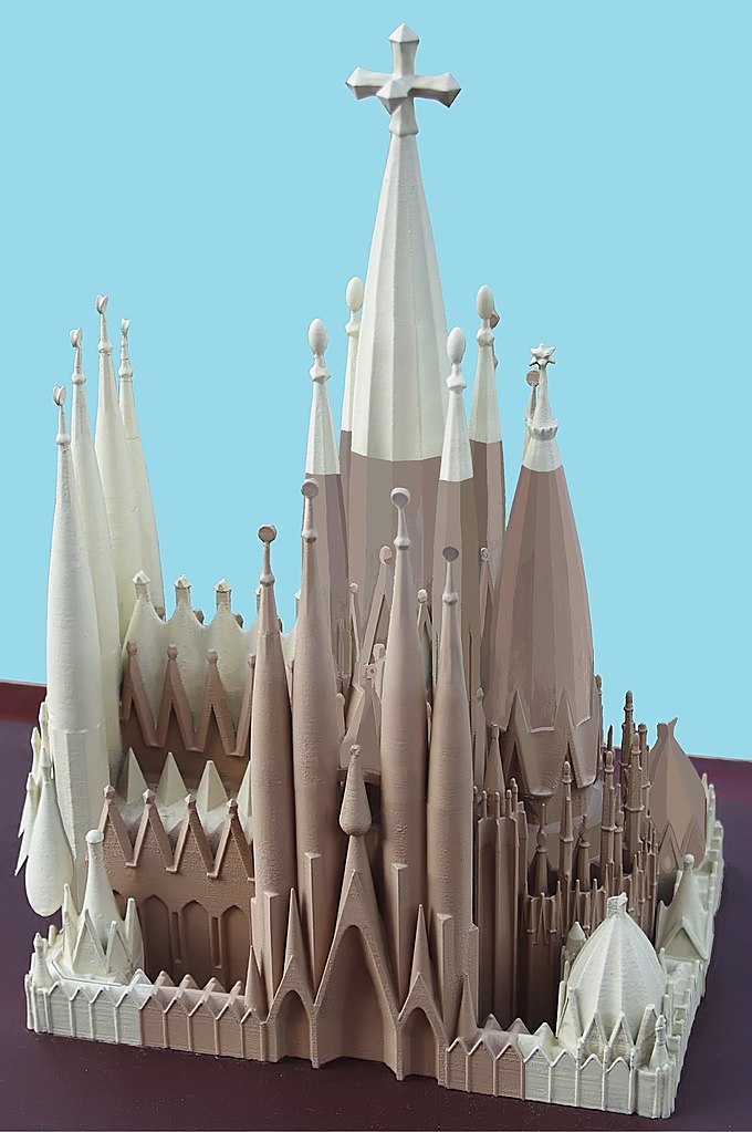  Maqueta del Templo Expiatorio de la Sagrada Familia en Barcelona